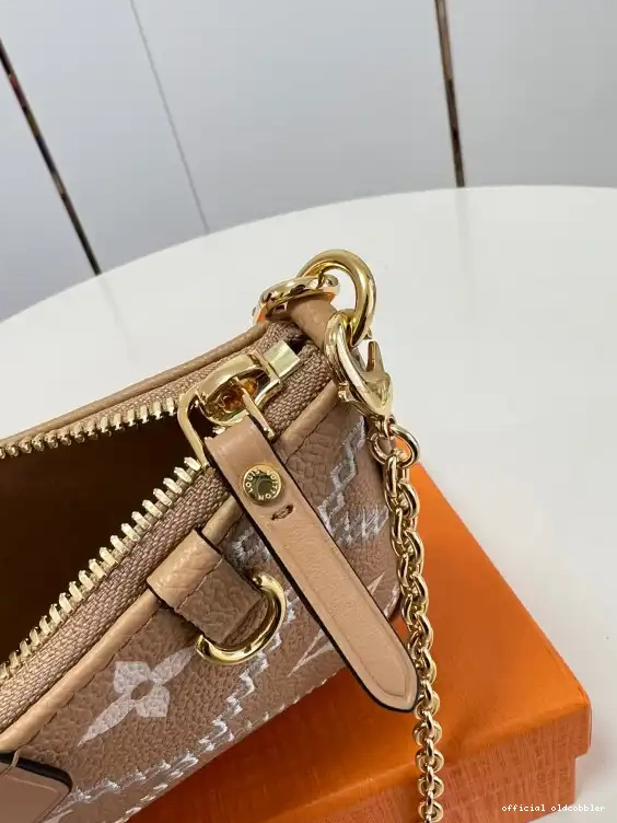 Official oldcobbler EASY LOUIS STRAP POUCH VUITTON ON 0628